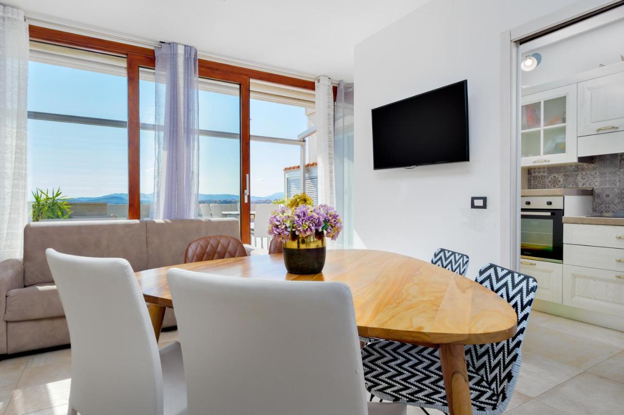 Ferienwohnung Window On The Sea Olbia Exterior foto