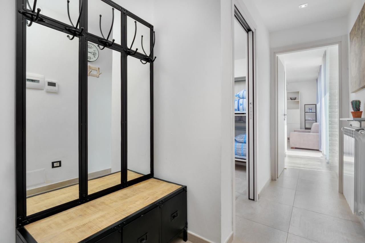 Ferienwohnung Window On The Sea Olbia Exterior foto