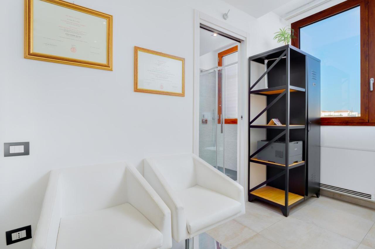 Ferienwohnung Window On The Sea Olbia Exterior foto